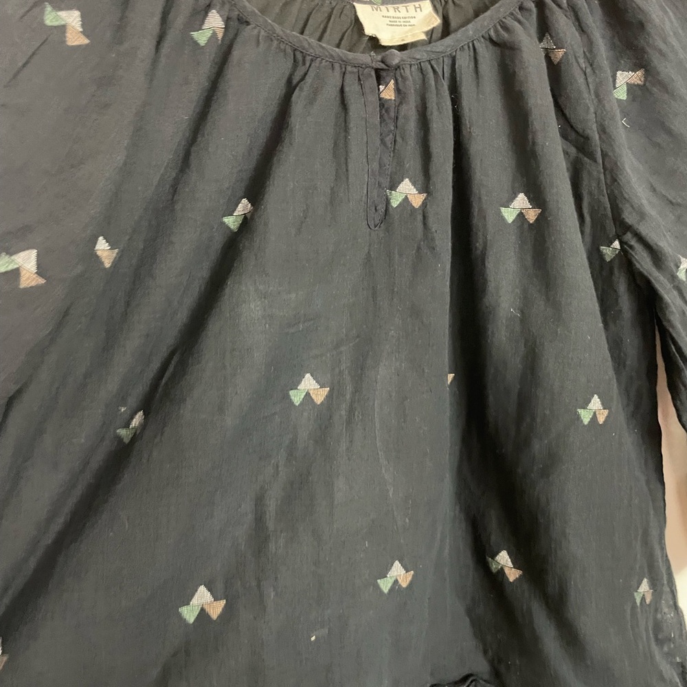 MIRTH brand blouse size small - Picture 3 of 6
